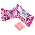 Dubble Bubble gum strawberry flavor without gluten 150 units.