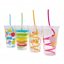 Vaso con pajita en espiral...